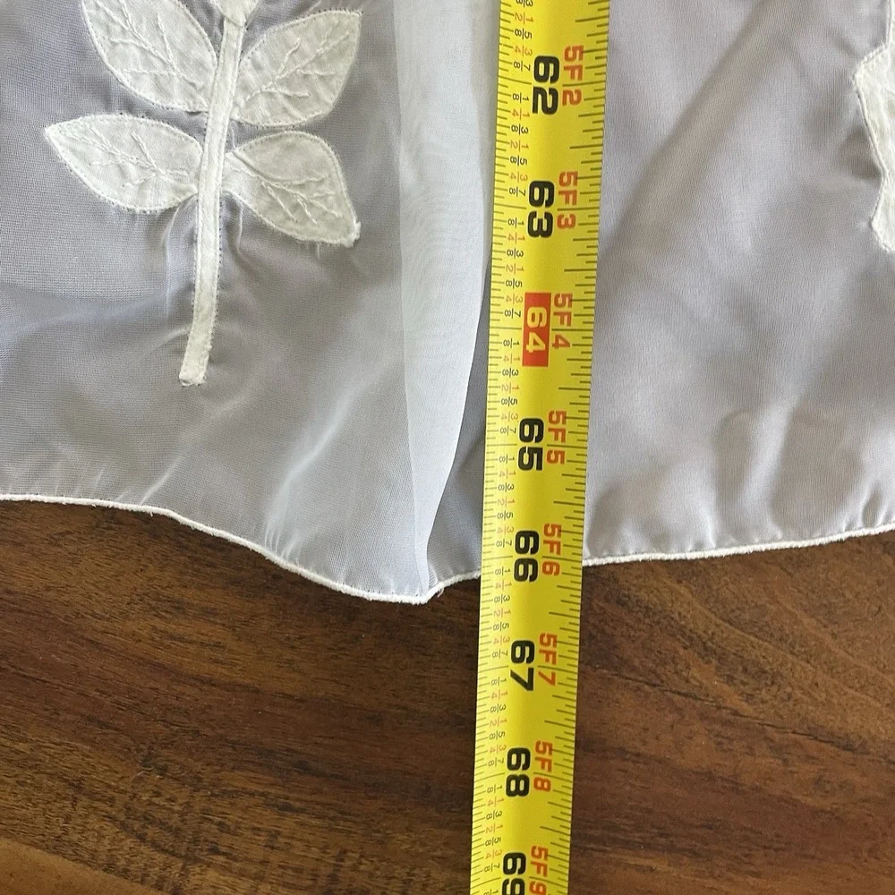 Vintage‎ Round Lace Tablecloth 66